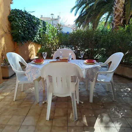 Villa T2 En Rez De Chaussee Avec Terrasse - 5 Couchages - 5riche23