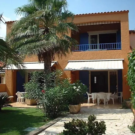 Villa T2 En Rez De Chaussee Avec Terrasse - 5 Couchages - 5riche23 *