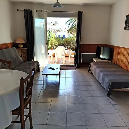 Villa T2 En Rez De Chaussee Avec Terrasse - 5 Couchages - 5riche23 *